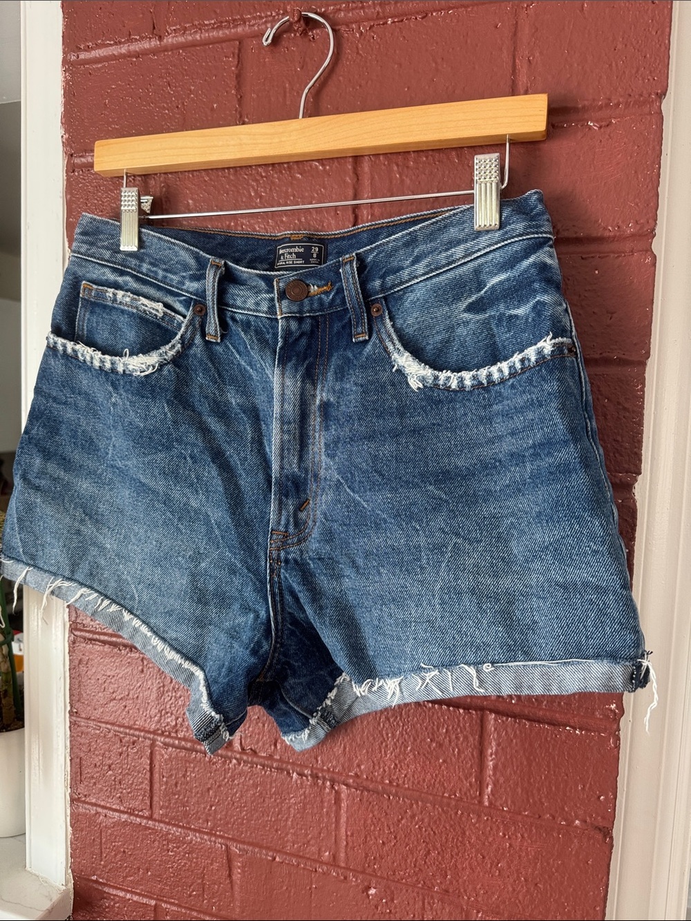 Abercrombie & Fitch Natural Rise Denim Shorts Blue Lightly Distressed Size 29 - Picture 4 of 5